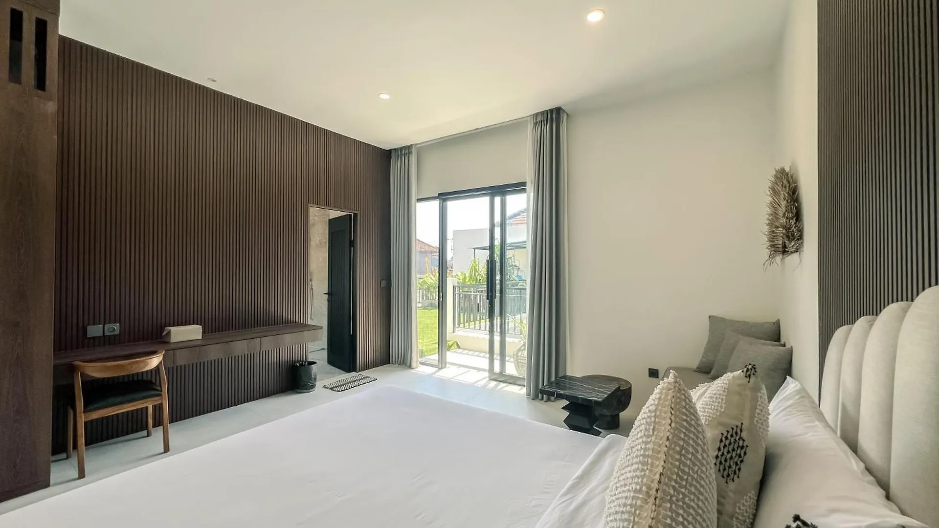 Cara Villa Bali Seminyak  Indonesia