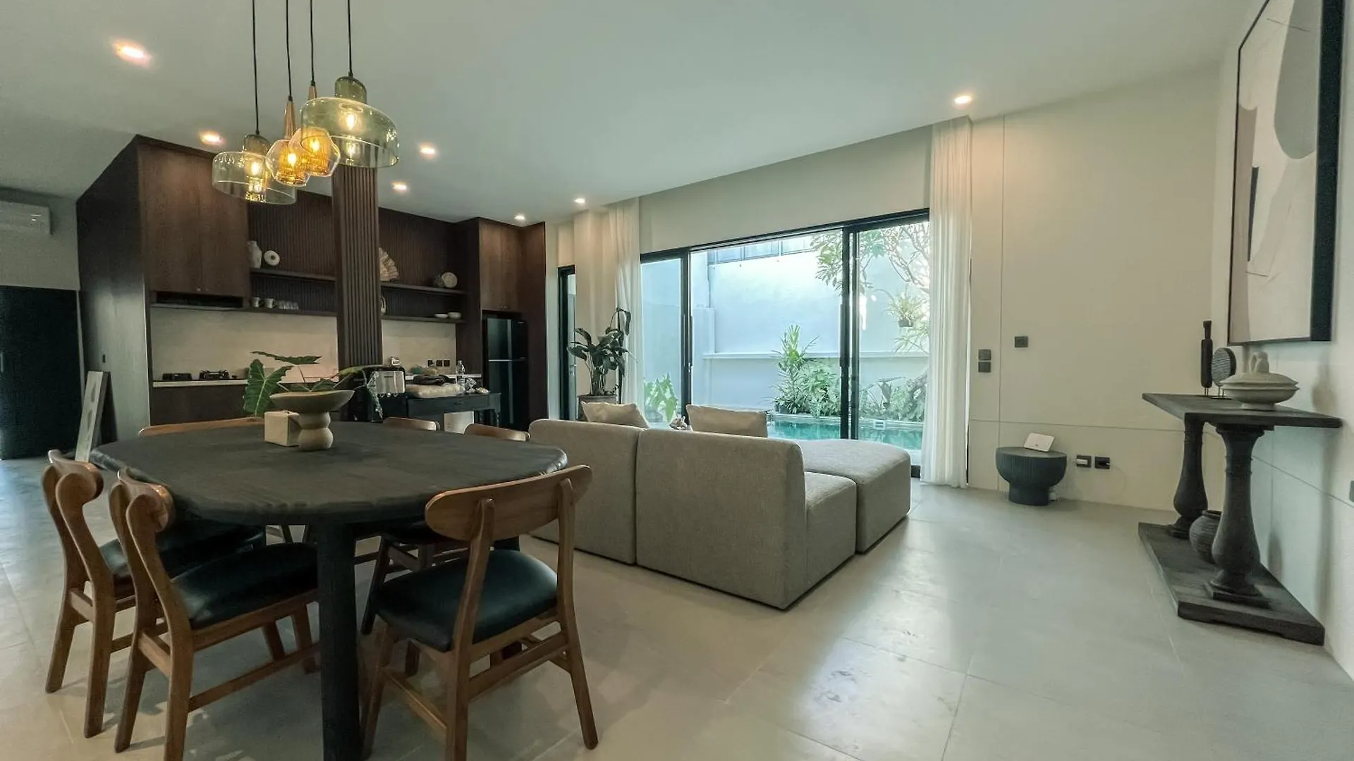 Cara Villa Bali Seminyak  0*, Seminyak (Bali)