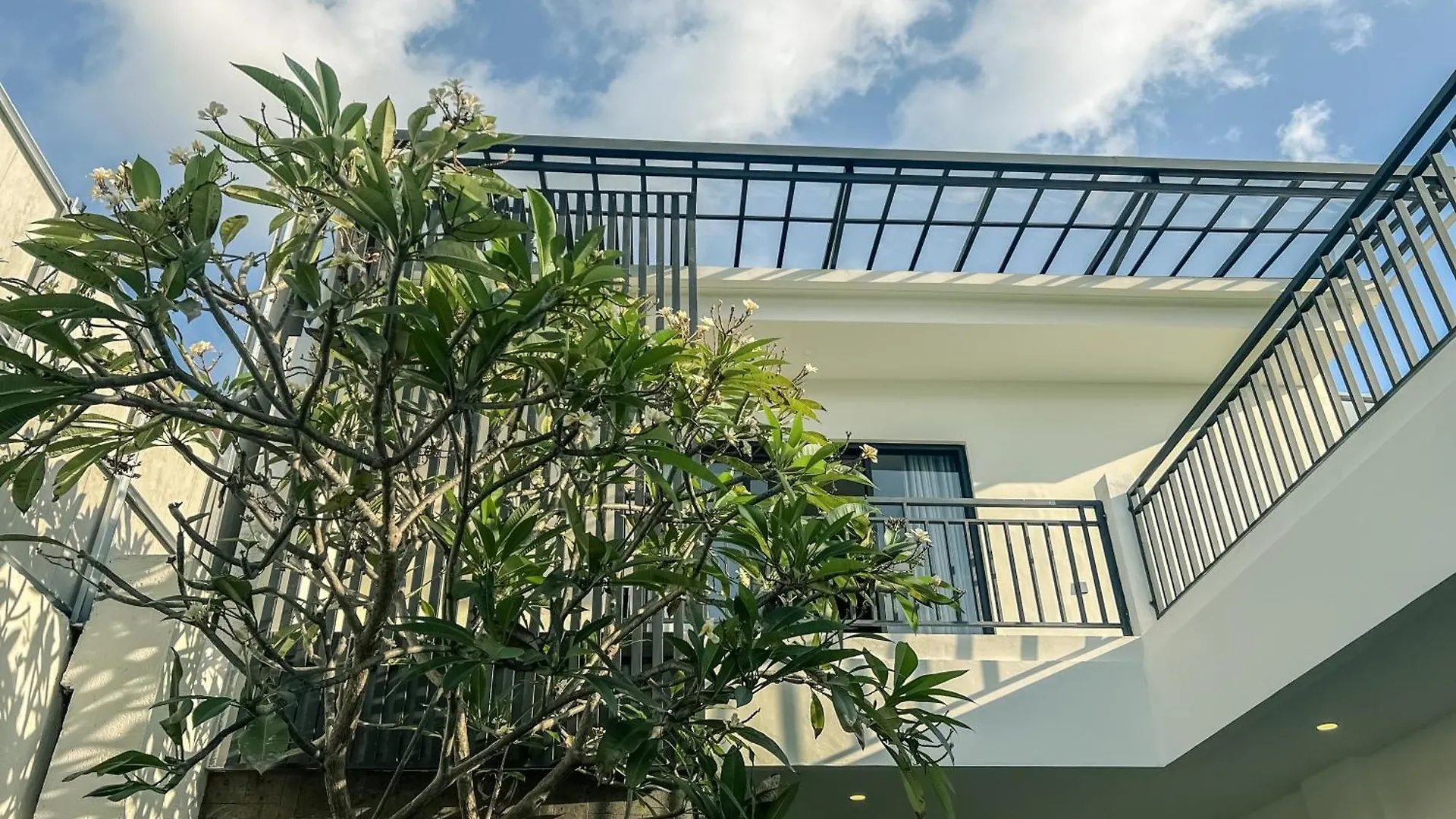 Cara Villa Bali Seminyak   Seminyak (Bali)