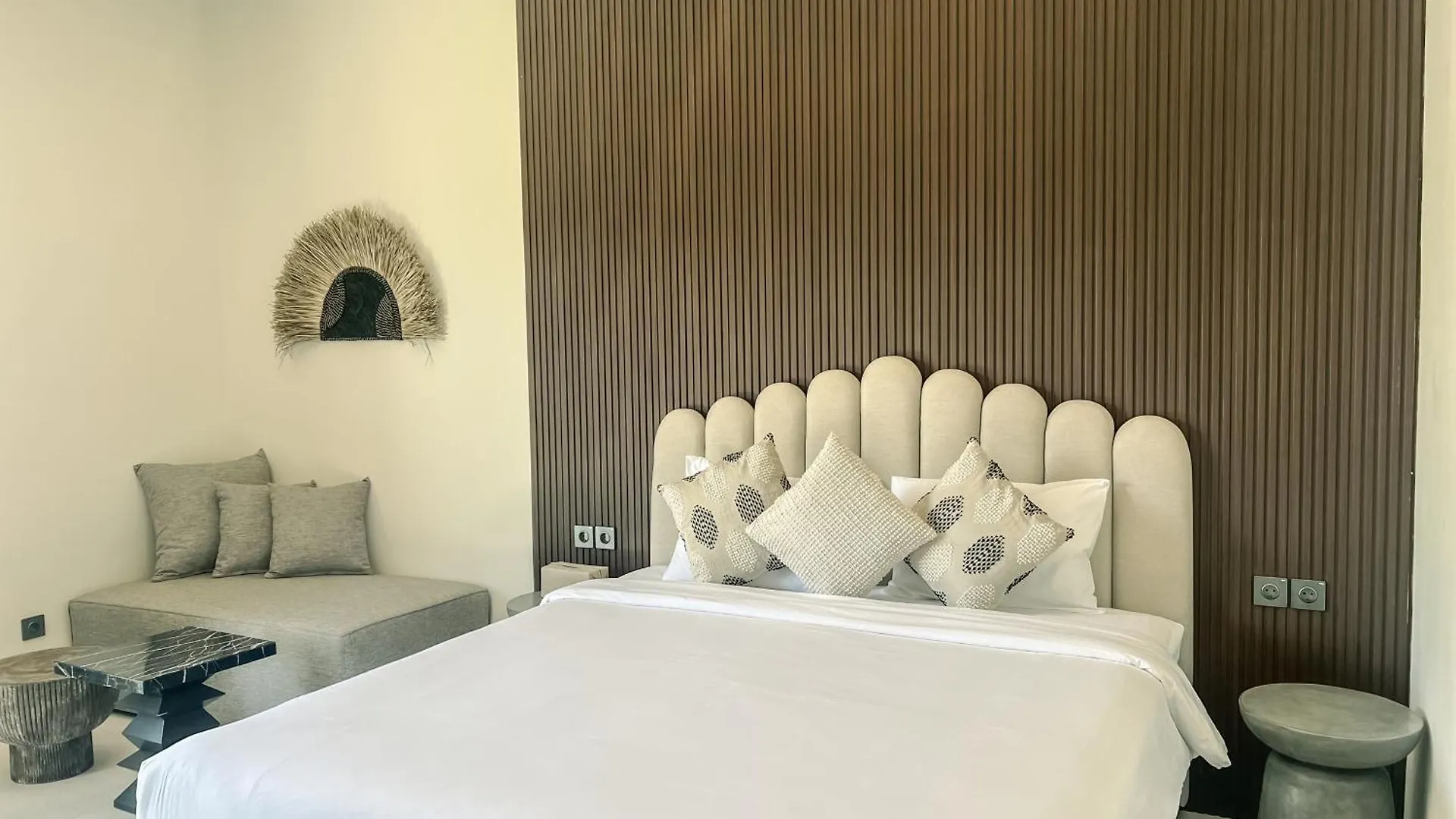 Cara Villa Bali Seminyak   Seminyak (Bali)
